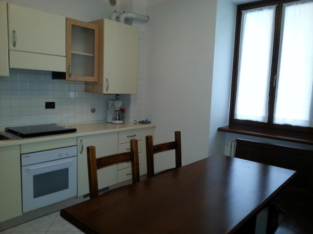 Apartamento Casa Francesca Riva del Garda Habitación foto