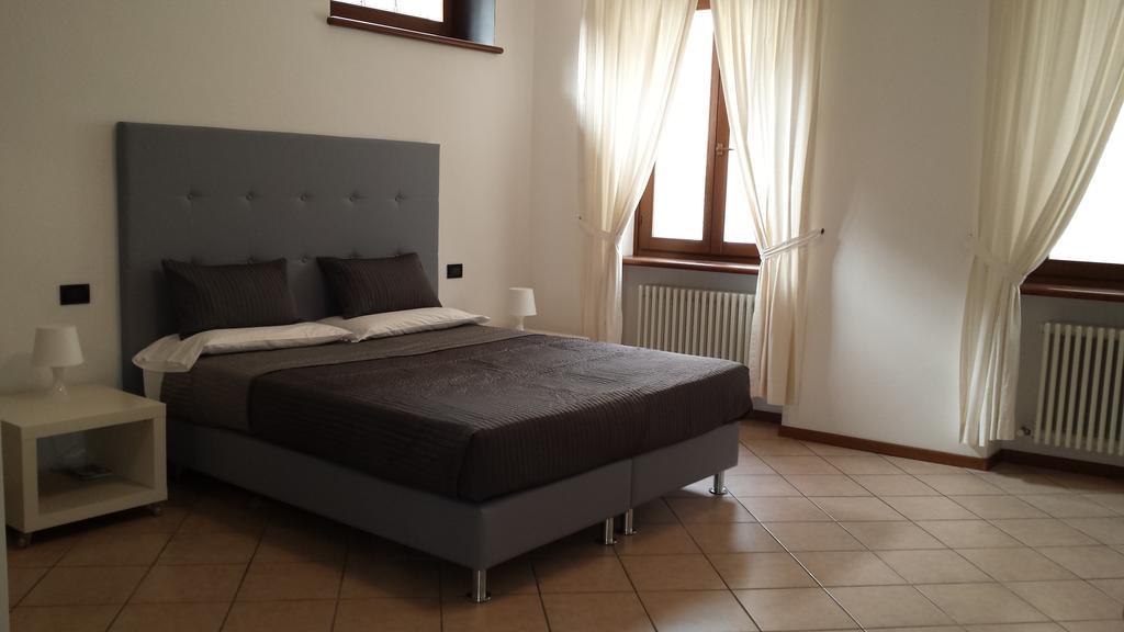 Apartamento Casa Francesca Riva del Garda Habitación foto